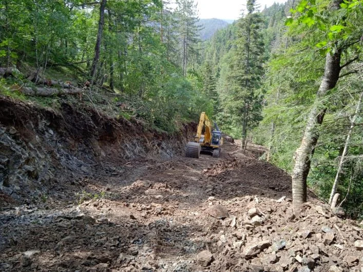 abertura de acessos para obras