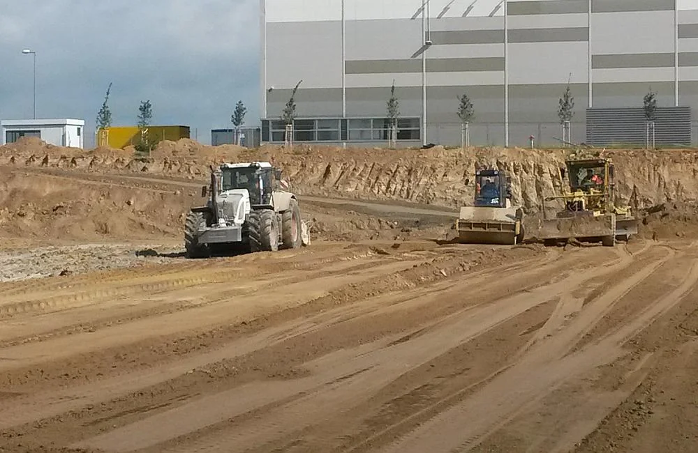 preparação de terreno para galpão