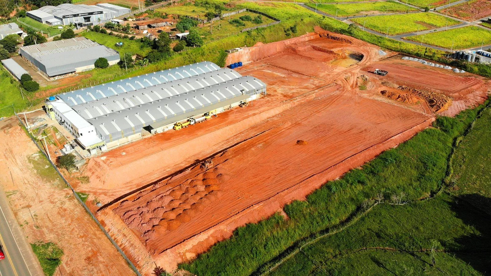 terraplenagem para galpão